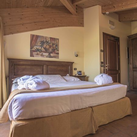 Oste Del Castello Wellness & Bike Hotel Verucchio Exterior photo