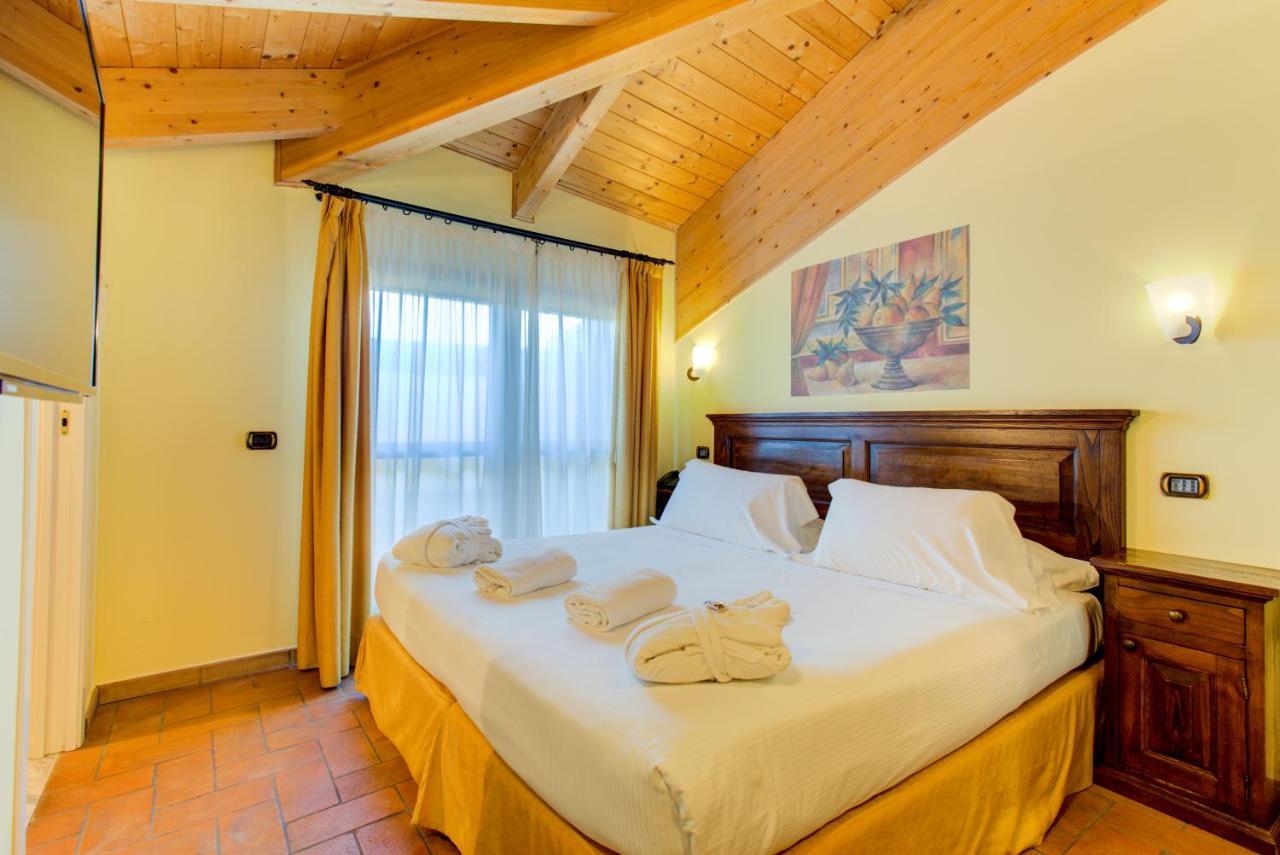 Oste Del Castello Wellness & Bike Hotel Verucchio Exterior photo